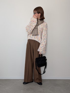 「アイテム（スラックス）」を使った、HALさん（レディース・162cm）の秋コーディネート