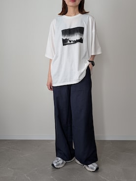 「COURO（コウロ）のHAL×COURO ランドスケープフォトプリントTシャツ（Tシャツ/カットソー、ホワイト系）」を使った、HALさん（レディース・162cm）の春コーディネート