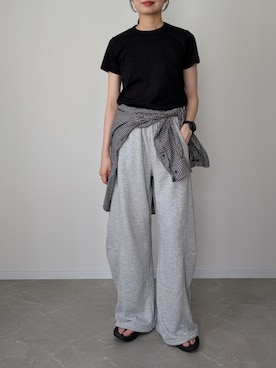 「tiptop（ティップトップ）の裏毛カーブパンツ（スウェットパンツ、グレー系）」を使った、HALさん（レディース・162cm）の夏コーディネート