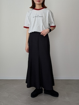 「UNIQLO（ユニクロ）のアイテム（Tシャツ/カットソー、グレー系）」を使った、HALさん（レディース・162cm）の春コーディネート