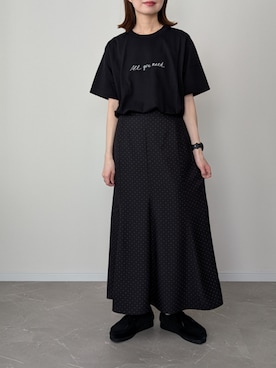 「Clarks（クラークス）のアイテム（シューズ）」を使った、HALさん（レディース・162cm）の春コーディネート