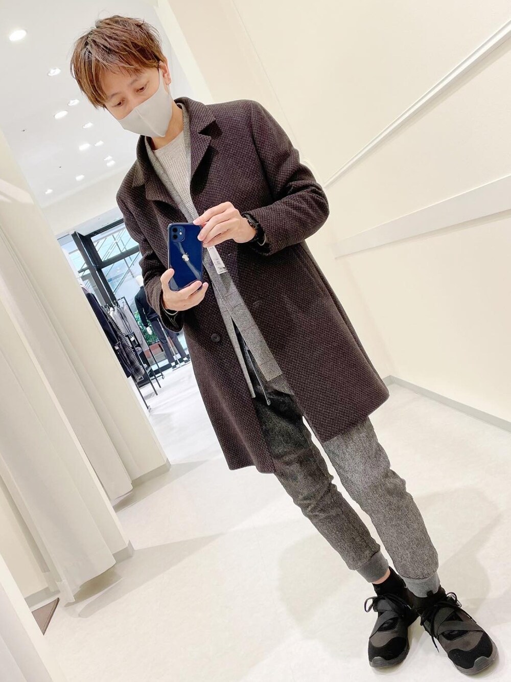 LANVIN collectionのチェスターコートを使った人気ファッション