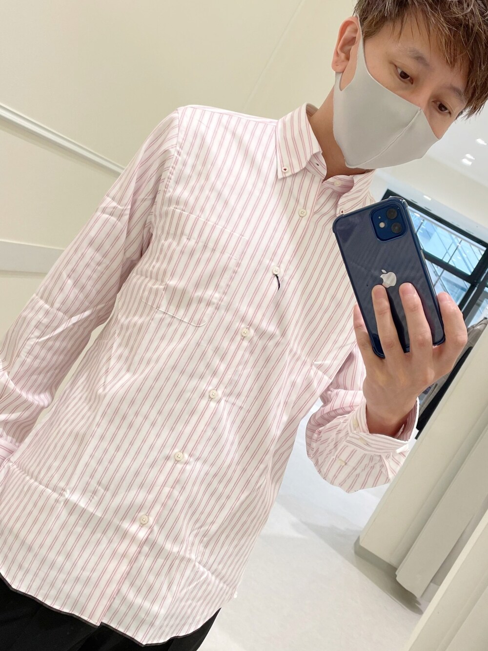 「秋コーデ、ランバン、ストライプシャツ、ピンク」｜「LANVIN collectionのアイテム（シャツ/ブラウス、ピンク系）」を使った、Daisuke Morimotoさん（メンズ・178cm）の秋コーディネートの1枚目の写真