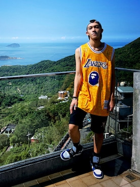 「AAPE BY A BATHING APE（エーエイプバイアベイシングエイプ）のアイテム（パンツ）」を使った、🇹🇼黃玉米🏀さん（メンズ・178cm）の秋コーディネート