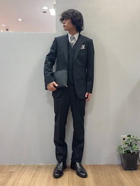 「アイテム（ネクタイピン）」を使った、Uさん（メンズ・171cm）の秋コーディネート