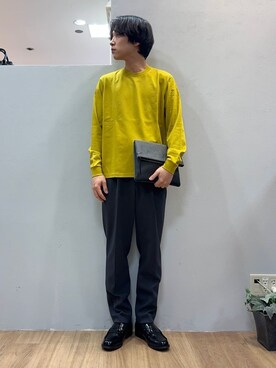 「アイテム（クラッチバッグ、グレー系）」を使った、Uさん（メンズ・171cm）の冬コーディネート