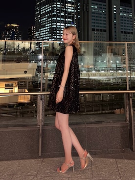 「アイテム（ドレス）」を使った、吉田南歩さん（レディース・161cm）の夏コーディネート