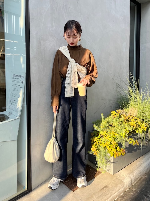 吉田南歩さんのコーディネート