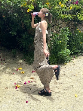 「アイテム（ワンピース）」を使った、吉田南歩さん（レディース・161cm・20代）の秋コーディネート
