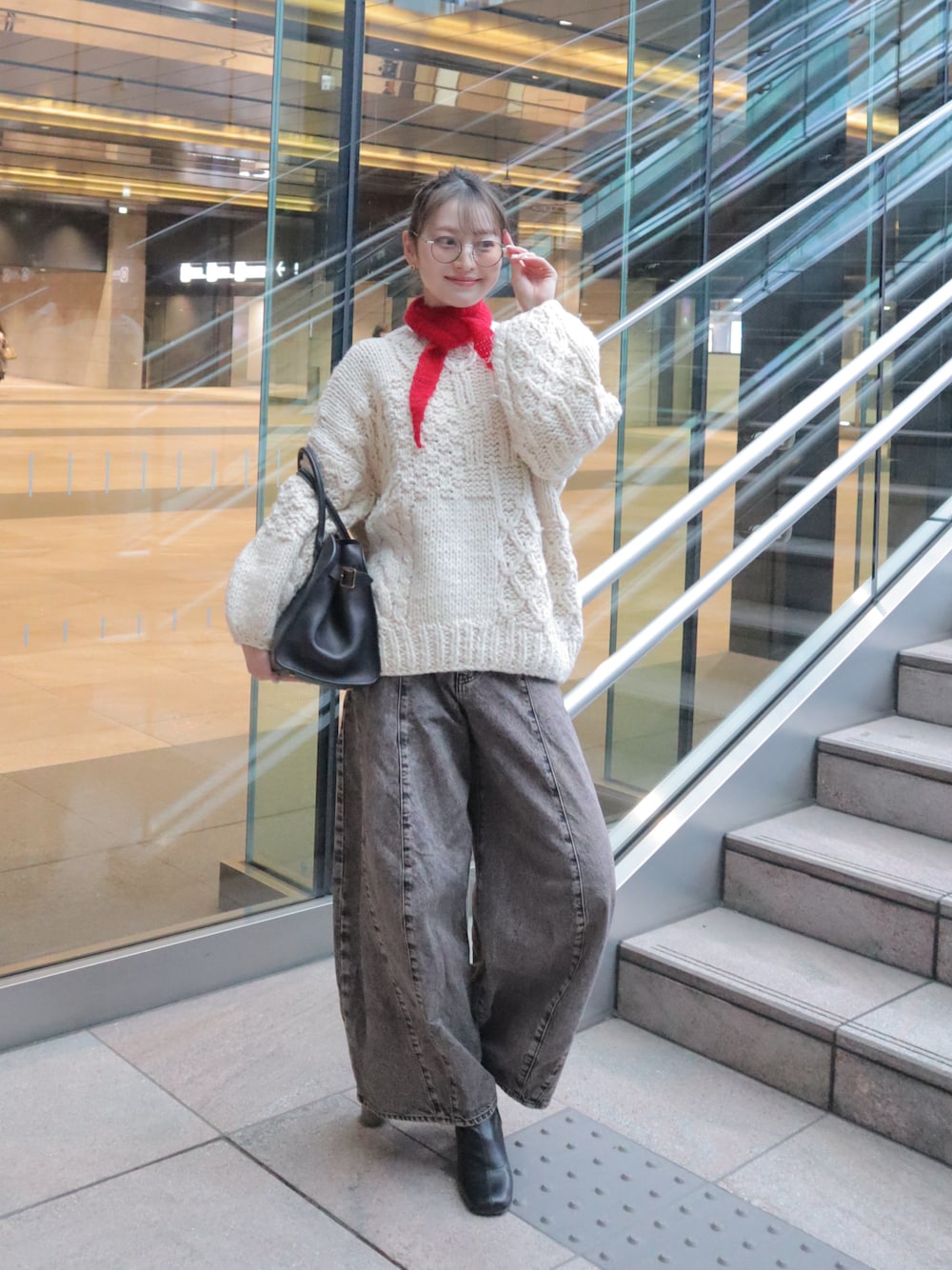 デニムパンツを使った「eaphi」の人気ファッションコーディネート - WEAR