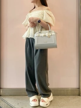 「アイテム（チャーム）」を使った、SAMANTHAVEGAStaffさん（レディース・157cm）の夏コーディネート