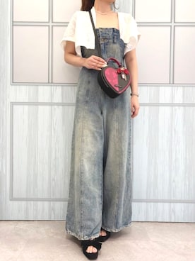 「アイテム（チャーム）」を使った、SAMANTHAVEGAStaffさん（レディース・163cm）の夏コーディネート