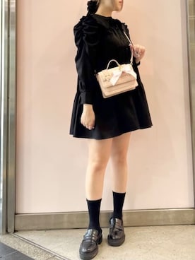 「アイテム（チャーム）」を使った、SAMANTHAVEGAStaffさん（レディース・167cm）の夏コーディネート