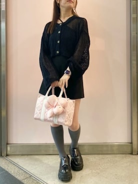 「アイテム（チャーム）」を使った、SAMANTHAVEGAStaffさん（レディース・157cm）の秋コーディネート