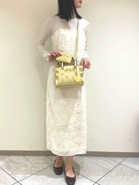 「アイテム（パスケース）」を使った、SAMANTHAVEGAStaffさん（レディース・168cm）の夏コーディネート