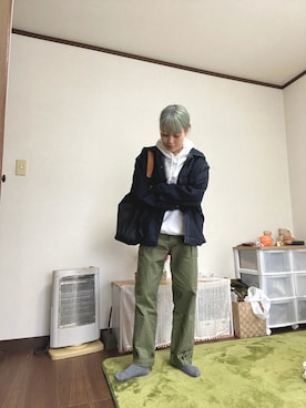 「アイテム（デニムジャケット、ブルー系）」を使った、mizoさん（レディース・159cm）の秋コーディネート