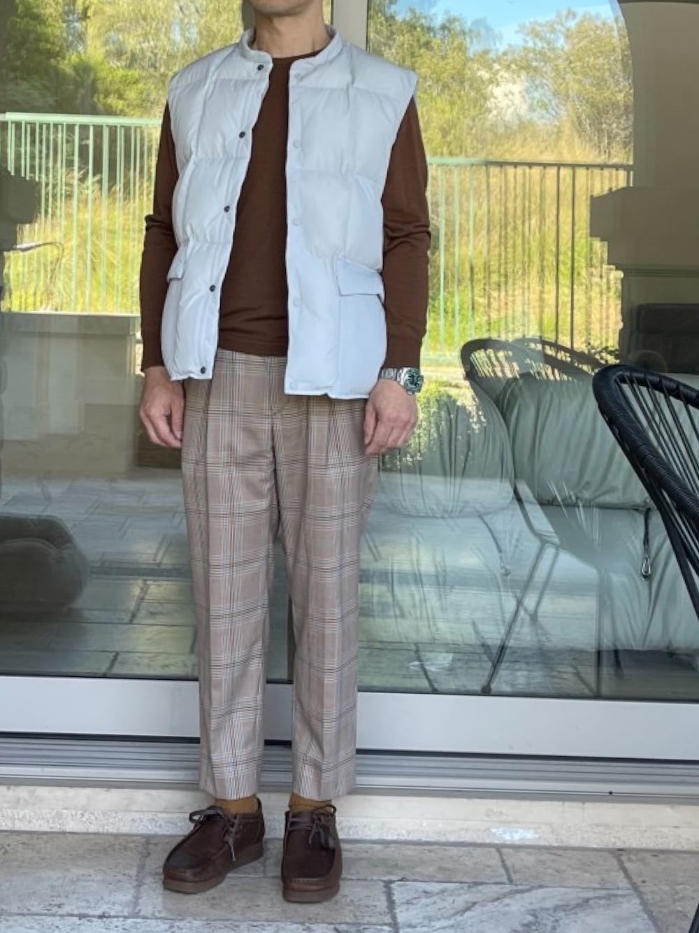 「ootd、outfit、united arrows、BEAUTY&YOUTH UNITED ARROWS、clarks、fashion、casual、STYLE、TODAYFUL、spring、大人カジュアル、カジュアルコーデ、春夏コーデ、Taiwan、ビッグシルエット」｜「BEAUTY&YOUTH UNITED ARROWSのアイテム（ダウンベスト、シルバー系）」を使った、加州さん（メンズ・168cm）の春コーディネートの1枚目の写真