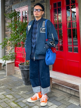 「黒縁メガネ」｜「アイテム（MA-1）」を使った、N_RaF_nistaさん（メンズ・163cm）の冬コーディネート