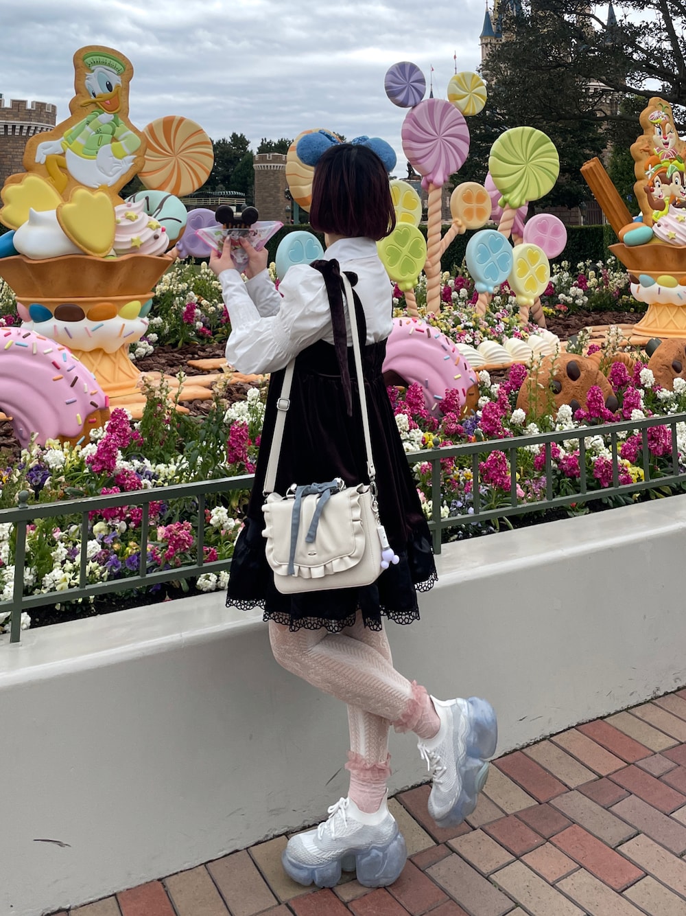1742045570_1000.jpg