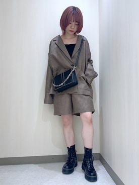 「PAGEBOY（ページボーイ）のチェーンスタッズショルダー（ショルダーバッグ）」を使った、しらこさん（レディース・153cm）の秋コーディネート