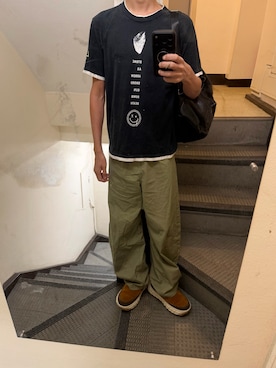 「SHEEN（シーン）のアイテム（その他パンツ、グリーン系）」を使った、JUNさん（メンズ・167cm）の秋コーディネート