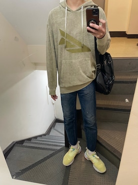 「アイテム（スニーカー）」を使った、JUNさん（メンズ・167cm・30代）の秋コーディネート