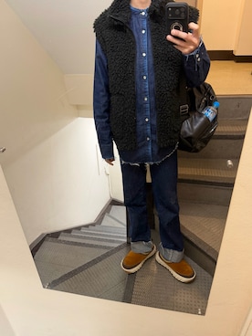 「アイテム（スリッポン）」を使った、JUNさん（メンズ・167cm）の秋コーディネート