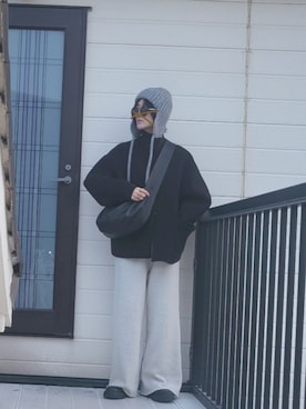 ZARAのアイテムを使った「フライトキャップ」の人気ファッション