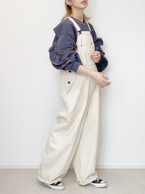 HELLO.SANFRANCISCOフリル付きクロップドスウェット セットアップ HELLO.SANFRANCISCOフリル付きクロップドスウェット セットアップ