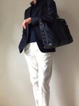 トートバッグを使った オンオフ兼用 のメンズ人気ファッションコーディネート Wear