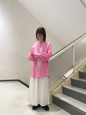 「ピンクシャツ」｜「アイテム（ワンピース/ドレス）」を使った、okazaki risaさん（レディース・157cm）の春コーディネート