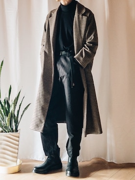 「LAKOLE（ラコレ）のアイテム（チェスターコート）」を使った、0168さん（メンズ・182cm）の冬コーディネート