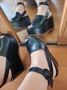 「ODETTE E ODILE（オデットエオディール）のアイテム（サンダル、ブルー系）」を使った、目さん（レディース・149cm）の夏コーディネート