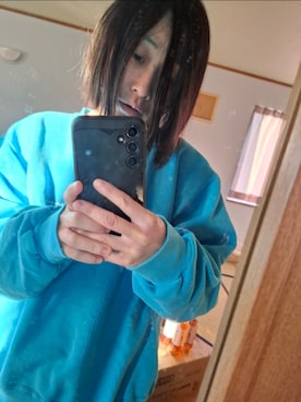 「Champion（チャンピオン）のアイテム（Sweatshirt、ブルー系）」を使った、目さん（レディース・149cm）の春コーディネート