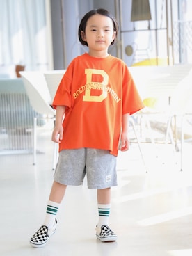「BEAMS mini（ビームスミニ）の総柄 パイル ショートパンツ 2026SS（90～140cm）（その他パンツ、グレー系）」を使った、BEAMS miniさん（キッズ・110cm）の春コーディネート