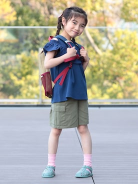 「BEAMS mini（ビームスミニ）の【WEB限定】カーゴ キュロット 2026SS（90～140cm）（その他パンツ、グリーン系）」を使った、BEAMS miniさん（キッズ・110cm）の春コーディネート