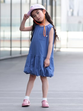 「BEAMS mini（ビームスミニ）のクイックドライ ワンピース 2026SS (90～140cm) 子供服 夏物 まとめ買い キッズ プチプラ 定番 速乾（ワンピース、ブルー系）」を使った、BEAMS miniさん（キッズ・110cm）の春コーディネート