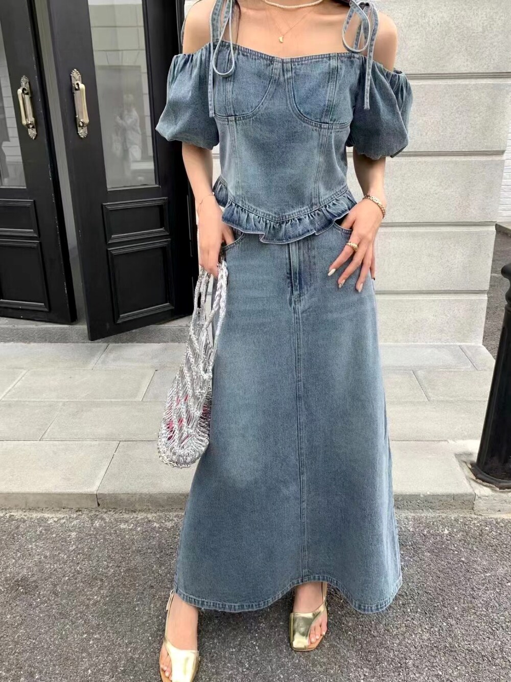 「denim、chamomile」｜「Chamomile shopのアイテム（デニムスカート、ブルー系）」を使った、Chamomileさん（レディース・153cm）の夏コーディネートの1枚目の写真