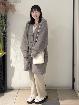「アイボリー」｜「アイテム（チュニック）」を使った、ミユさん（レディース・160cm）の秋コーディネート