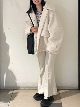 「オールホワイト」｜「アイテム（ブルゾン）」を使った、ミユさん（レディース・160cm）の秋コーディネート
