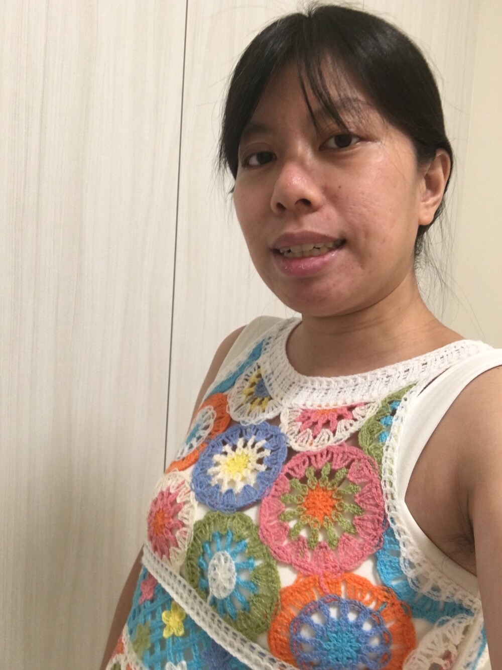 「幾何学模様」｜「一中商圈のアイテム（ベスト、その他）」を使った、Jia-Rong Hsiehさん（骨格ナチュラル・レディース・156cm）の夏コーディネートの1枚目の写真