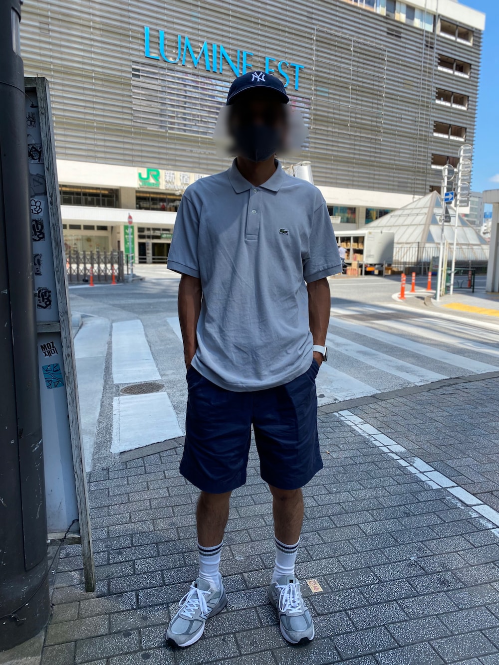 「ラコステ、L1212、990v5、ユニクロ」｜「NEW BALANCEのアイテム（スニーカー、シルバー系）」を使った、osamu76さん（メンズ・174cm）の夏コーディネートの1枚目の写真