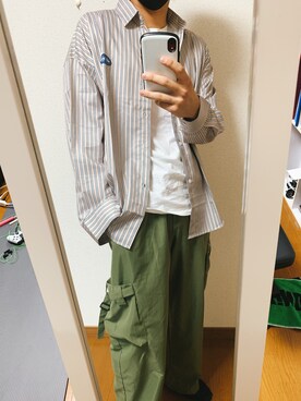 「neos（ネオス）の【neos -addictive design-】ワイドシルエット ベルトポケット カラー カーゴ パンツ（カーゴパンツ、グリーン系）」を使った、masakiさん（メンズ・171cm）の夏コーディネート