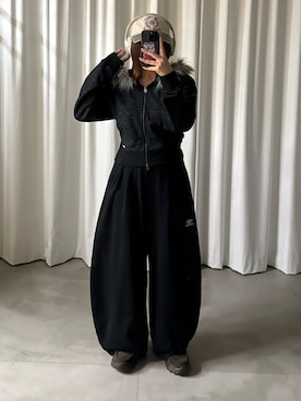「アイテム（スウェットパンツ）」を使った、ヒカルさん（レディース・154cm）の秋コーディネート