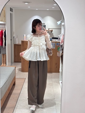 「アイテム（バッグ）」を使った、り おさん（レディース・170cm）の秋コーディネート