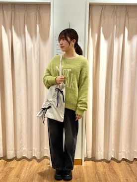 「Samansa Mos2 blue（サマンサモスモスブルー）のアイテム（パンツ）」を使った、もなみさん（レディース・160cm）の秋コーディネート
