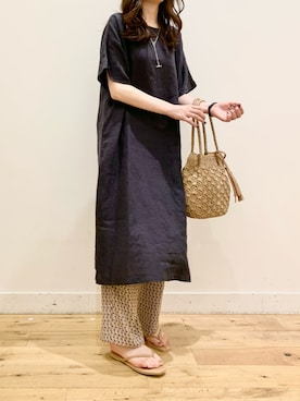 「RODE SKO（ロデスコ）のMARIA タッセルペーパーショルダー（ショルダーバッグ）」を使った、ayariさん（レディース・166cm）の夏コーディネート