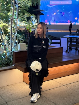 「アイテム（パーカー）」を使った、あみぃさん（レディース・161cm）の秋コーディネート