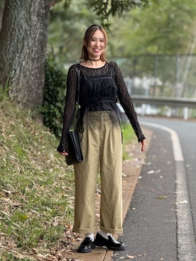 「アイテム（キャミソール、ブラック系）」を使った、あみぃさん（レディース・161cm）の秋コーディネート