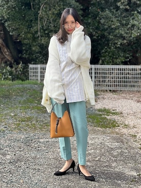 「reca（レカ）のアイテム（スラックス）」を使った、あみぃさん（レディース・161cm）の春コーディネート